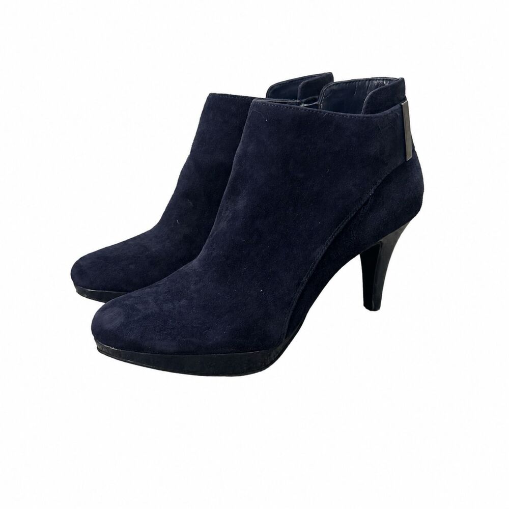 Bandolino Christiana Navy Blue Suede Ankle Boots Womens Size 7M Heeled Booties - Picture 2 of 15